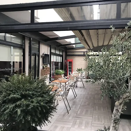 Hotell Niconya Port Suite&hotel