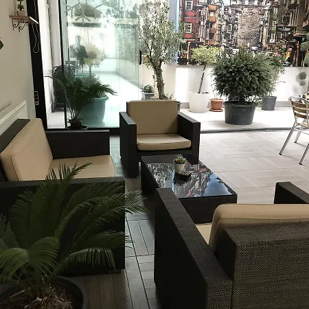 Hotell Niconya Port Suite&hotel 3*