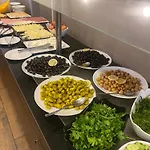 尼康亚港口套房及酒店 3*